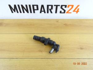 Used Clutch slave cylinder BMW Mini One/Cooper (R50) 1.6 16V One Price € 58,91 Inclusive VAT offered by Miniparts24 - Miniteile24 GbR
