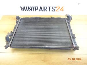 Usagé Radiateur Mini Mini Cooper S (R53) 1.6 16V Prix € 89,25 Prix TTC proposé par Miniparts24 - Miniteile24 GbR