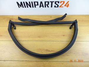 Used Windscreen rubber Mini Cooper S Price € 71,40 Inclusive VAT offered by Miniparts24 - Miniteile24 GbR