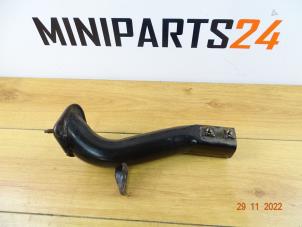 Used Front bumper bracket, left Mini Mini Cooper S (R53) 1.6 16V Price € 29,75 Inclusive VAT offered by Miniparts24 - Miniteile24 GbR