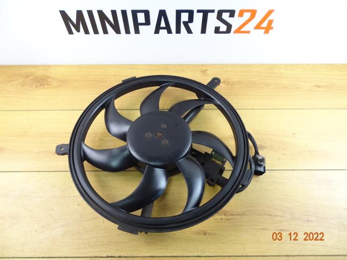 Begagnade Kylarfläkt Mini Mini (R56) 1.6 16V Cooper S Pris € 59,50 Inklusive moms erbjuds av Miniparts24