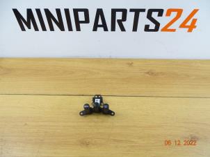 Używane Przelacznik (rózne) Mini Mini (R56) 1.6 16V Cooper S Cena € 47,60 Z VAT oferowane przez Miniparts24 - Miniteile24 GbR