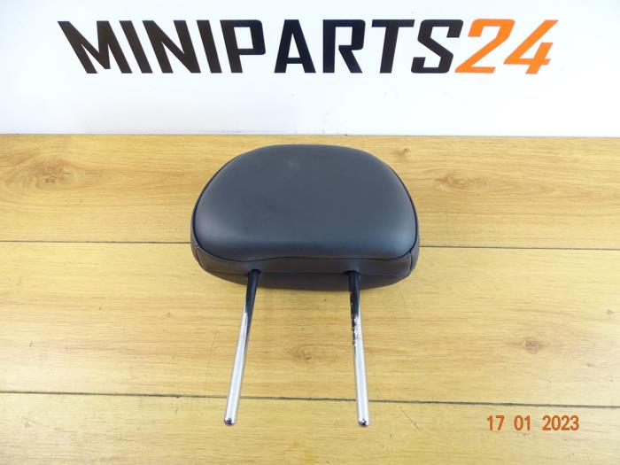 Headrest from a MINI Mini Open (R52) 1.6 16V One 2004