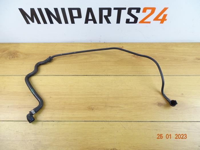 Begagnade Vattenrör Mini Mini (F55) 1.2 12V One First Pris € 47,01 Inklusive moms erbjuds av Miniparts24