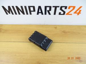 Usagé Distributeur de courant Mini Mini (F55) 1.2 12V One First Prix € 35,70 Prix TTC proposé par Miniparts24 - Miniteile24 GbR