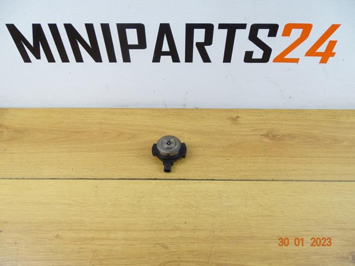 Begagnade Kamaxelsensor Mini Mini (F55) 1.2 12V One First Pris € 23,80 Inklusive moms erbjuds av Miniparts24