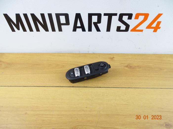 Commande Rétroviseurs d'un MINI Mini (F55) 1.2 12V One First 2015
