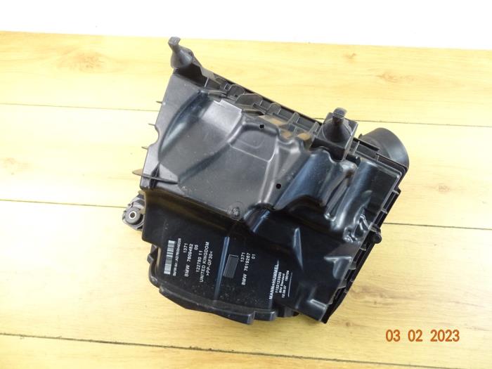 Cuerpo de filtro de aire de un MINI Mini (F56) 2.0 16V Cooper S 2015