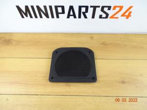 Usagé Chapeau de haut-parleur Mini Mini (F55) 1.2 12V One First Prix € 23,80 Prix TTC proposé par Miniparts24 - Miniteile24 GbR