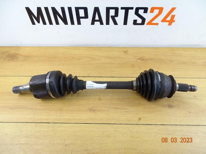 Front drive shaft, left from a MINI Clubman (R55) 1.6 16V Cooper S 2007