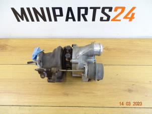 Używane Turbo Mini Clubman (R55) 1.6 16V John Cooper Works Cena € 505,75 Z VAT oferowane przez Miniparts24 - Miniteile24 GbR
