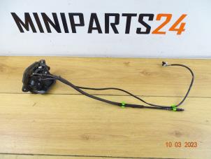 Used Rear door mechanism 4-door, right Mini Clubman (R55) 1.6 16V John Cooper Works Price € 41,65 Inclusive VAT offered by Miniparts24 - Miniteile24 GbR