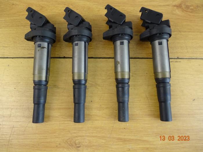 Ignition coil from a MINI Clubman (R55) 1.6 16V John Cooper Works 2011