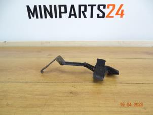 Used Xenon height adjustment BMW Mini One/Cooper (R50) 1.6 16V One Price € 32,73 Inclusive VAT offered by Miniparts24 - Miniteile24 GbR