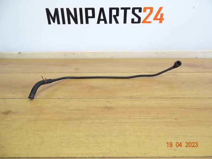 Usagé Conduit (divers) BMW Mini (R50/53) 1.6 16V One Prix € 29,75 Prix TTC proposé par Miniparts24