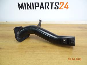 Used Front bumper bracket, right BMW Mini One/Cooper (R50) 1.6 16V One Price € 29,75 Inclusive VAT offered by Miniparts24 - Miniteile24 GbR