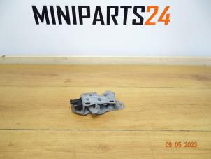 Used Bonnet lock mechanism BMW Mini One/Cooper (R50) 1.6 16V Cooper Price € 38,68 Inclusive VAT offered by Miniparts24 - Miniteile24 GbR
