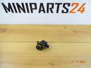 Used EGR valve Mini Mini (R56) 1.6 Cooper D 16V Price € 29,75 Inclusive VAT offered by Miniparts24 - Miniteile24 GbR
