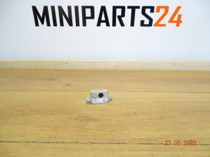 Used Antenna Amplifier Mini Mini (R56) 1.4 16V One Price € 17,85 Inclusive VAT offered by Miniparts24 - Miniteile24 GbR