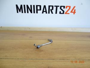 Używane Przewód paliwowy Mini Cooper Cena € 47,60 Z VAT oferowane przez Miniparts24 - Miniteile24 GbR