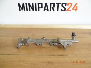 Used Injector housing Mini Mini (F56) 2.0 16V Cooper S Price € 101,15 Inclusive VAT offered by Miniparts24 - Miniteile24 GbR