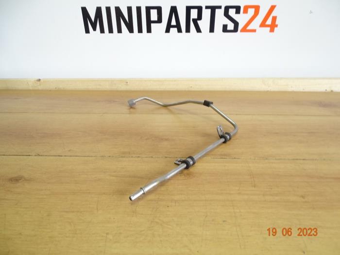 Usagé Conduit de carburant Mini Mini (F56) 2.0 16V Cooper S Prix € 23,80 Prix TTC proposé par Miniparts24