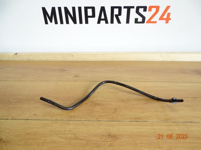 Begagnade Lufttratt Mini Mini Cooper S (R53) 1.6 16V Pris € 17,85 Inklusive moms erbjuds av Miniparts24