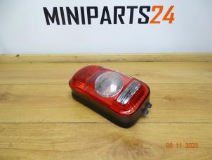 Usagé Feu arrière droit Mini Clubman (R55) 1.6 16V Cooper S Prix € 89,25 Prix TTC proposé par Miniparts24 - Miniteile24 GbR