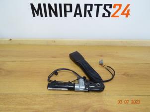 Used Seatbelt tensioner, right Mini Clubman (R55) 1.6 16V Cooper S Price € 71,40 Inclusive VAT offered by Miniparts24 - Miniteile24 GbR