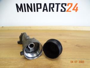 Used Oil filter housing Mini Mini (R56) 1.6 16V Cooper Price € 47,60 Inclusive VAT offered by Miniparts24 - Miniteile24 GbR
