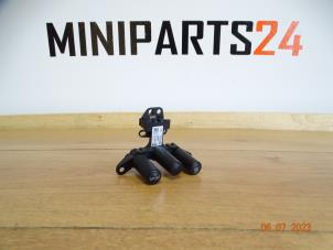 Usagé Commutateur (divers) Mini Mini (R56) 1.6 16V Cooper Prix € 47,60 Prix TTC proposé par Miniparts24 - Miniteile24 GbR