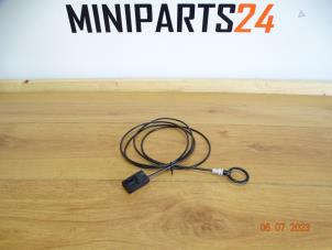 Gebrauchte Kabel (sonstige) Mini Mini (R56) 1.6 16V Cooper Preis € 41,65 Mit Mehrwertsteuer angeboten von Miniparts24 - Miniteile24 GbR