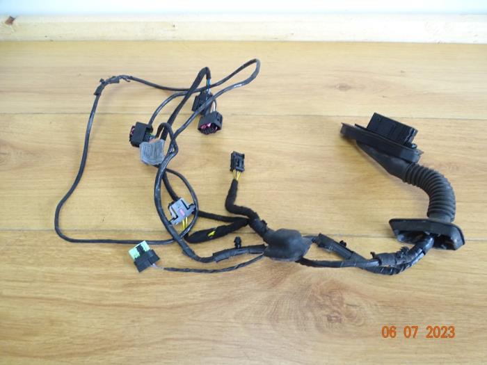 Wiring harness from a MINI Mini (R56) 1.6 16V Cooper 2007