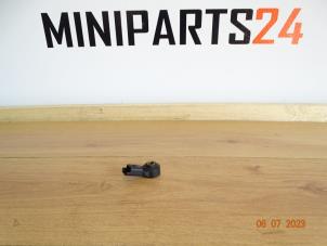 Używane Czujnik spalania stukowego Mini Mini (R56) 1.6 16V Cooper Cena € 29,75 Z VAT oferowane przez Miniparts24 - Miniteile24 GbR