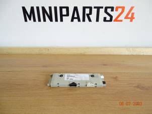 Usados Amplificador de antena Mini Mini (R56) 1.6 16V Cooper Precio € 11,90 IVA incluido ofrecido por Miniparts24 - Miniteile24 GbR