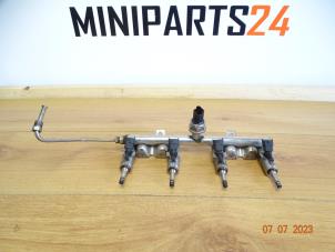 Used Injector housing Mini Mini (R56) 1.6 16V Cooper Price € 95,20 Inclusive VAT offered by Miniparts24 - Miniteile24 GbR