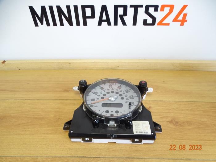 Używane Licznik kilometrów KM Austin Mini Open (R52) 1.6 16V One Cena € 45,82 Z VAT oferowane przez Miniparts24