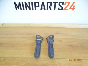 Used Tailgate hinge Austin Mini Open (R52) 1.6 16V One Price € 35,70 Inclusive VAT offered by Miniparts24 - Miniteile24 GbR