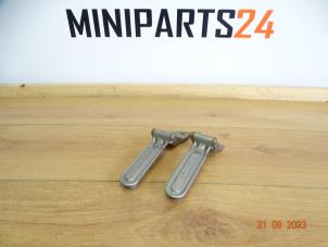 Used Tailgate hinge Austin Mini Open (R52) 1.6 16V Cooper S Price € 35,70 Inclusive VAT offered by Miniparts24 - Miniteile24 GbR