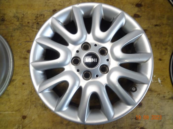 Gebrauchte Felge Mini Mini (F56) 1.2 12V One Preis € 160,65 Mit Mehrwertsteuer angeboten von Miniparts24