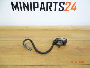 Usagé Câble (divers) Mini Mini (R56) 1.6 16V Cooper S Prix € 59,50 Prix TTC proposé par Miniparts24 - Miniteile24 GbR
