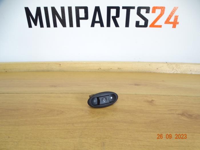 Commutateur toit ouvrant d'un MINI Mini One/Cooper (R50) 1.6 16V Cooper 2002
