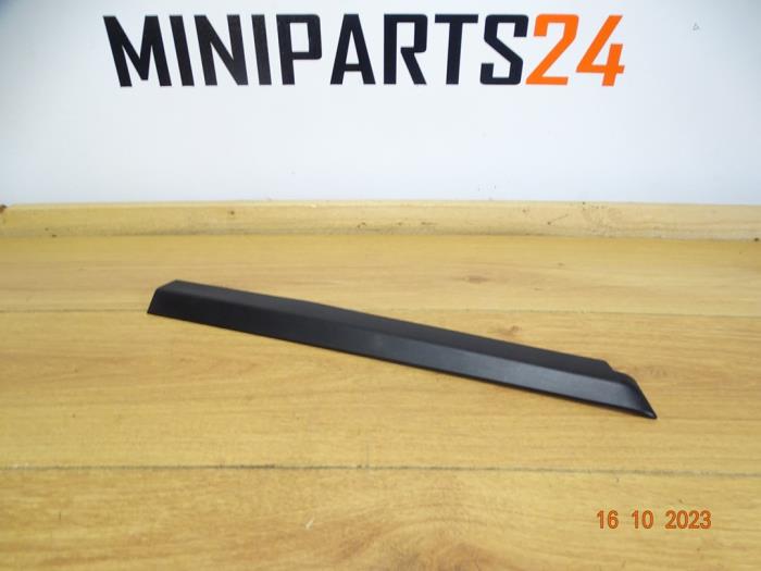 Gebrauchte Abdeckplatte Cabriodach Austin Mini Open (R52) 1.6 16V Cooper Preis € 29,75 Mit Mehrwertsteuer angeboten von Miniparts24