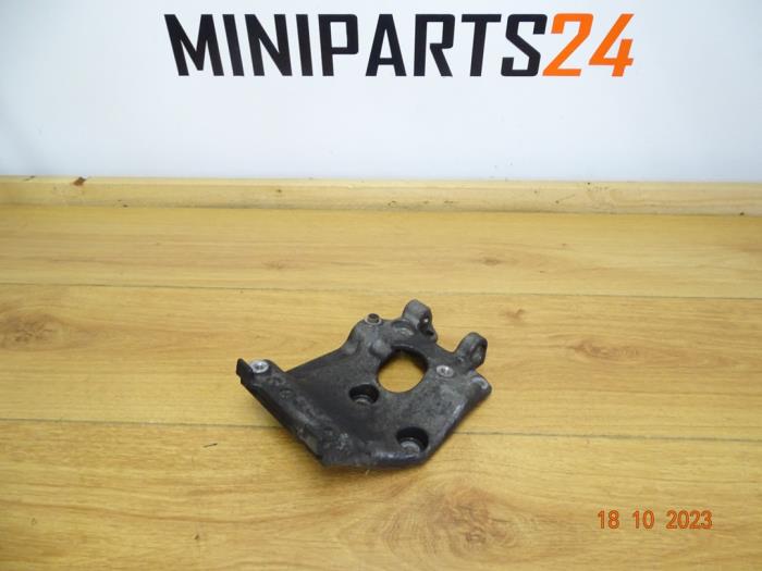 Usagé Support dynamo bas Mini Clubman (R55) 1.6 Cooper D Prix € 29,75 Prix TTC proposé par Miniparts24