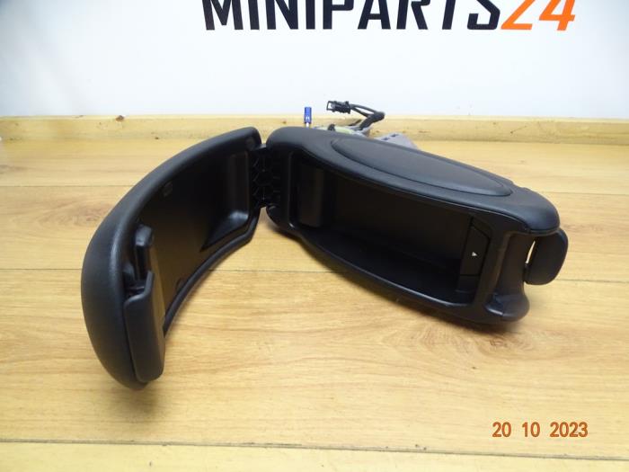Armrest from a MINI Mini (F56) 2.0 16V Cooper S 2014