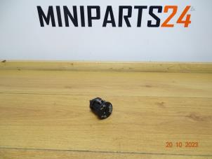 Used Airbag switch Mini Mini (F56) 2.0 16V Cooper S Price € 29,75 Inclusive VAT offered by Miniparts24 - Miniteile24 GbR