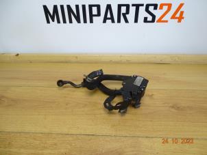 Used Additional water pump Mini Mini Open (R57) 1.6 16V Cooper S Price € 47,60 Inclusive VAT offered by Miniparts24 - Miniteile24 GbR