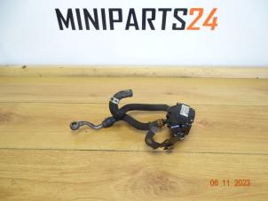 Used Additional water pump Mini Mini (R56) 1.6 16V Cooper S Price € 47,60 Inclusive VAT offered by Miniparts24 - Miniteile24 GbR