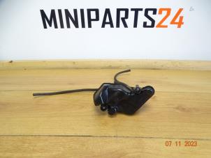 Używane Zawór prózniowy Mini Mini (F56) 2.0 16V Cooper SD Cena € 41,65 Z VAT oferowane przez Miniparts24 - Miniteile24 GbR