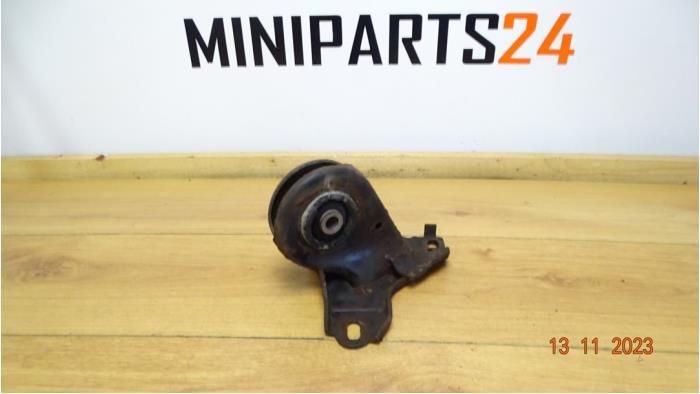 Knuckle, rear left from a MINI Mini One/Cooper (R50) 1.6 16V Cooper 2003